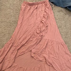 Lost and wander ruffle high low skirt NWT